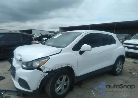 2020 Chevrolet Trax Fwd Ls z USA, uszkodzony, nr VIN KL7CJKSB1LB023412